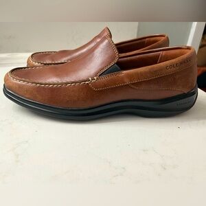 Men’s Cole Haan Grand OS Venetian loafers. Size 9. Good Conditon
